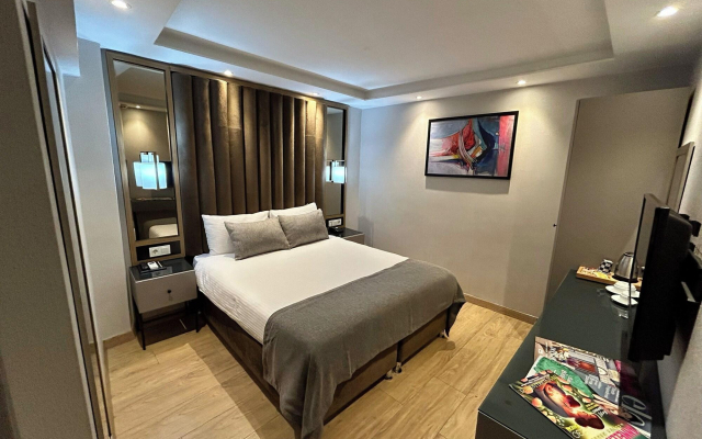 The Roomy Hotel Nisantası
