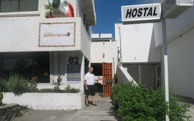 Отель Hostel Mundo Maya Мексика, Канкун - отзывы, цены и фото номеров - забронировать отель Hostel Mundo Maya онлайн вид на фасад