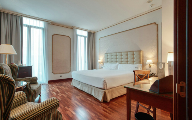 Hotel Roger de Lluria Barcelona