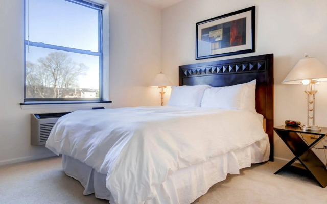 Global Luxury Suites at Chancery