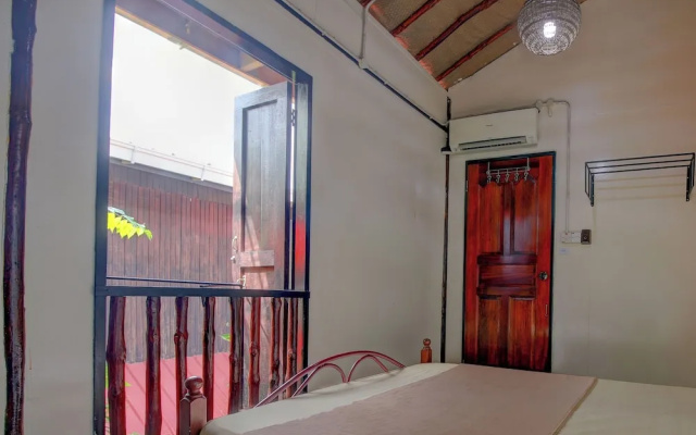 OYO HOME 90800 Rumah Pangi Homestay