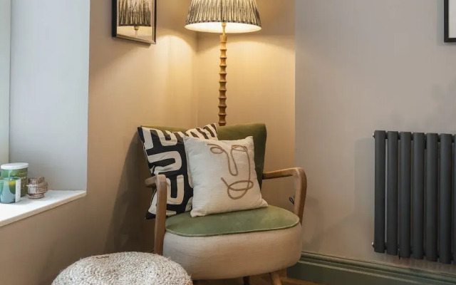 YourApartment  Cotham Arms