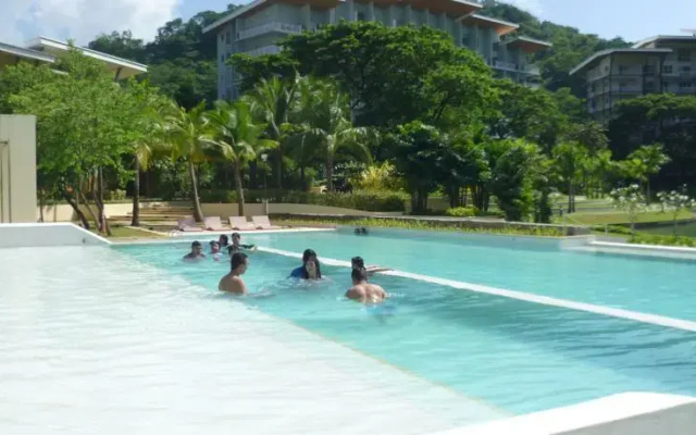 Jennys Place at Pico de loro