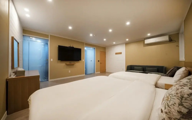 Pohang E&A Hotel