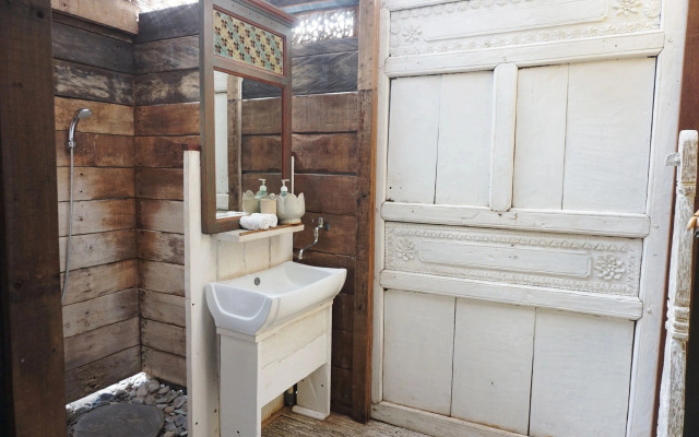 Amed Lodge by Sudamala Resorts