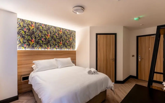 Hotel No.9