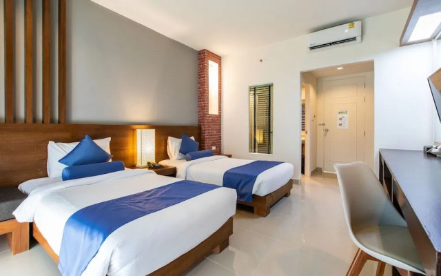 Blu Boat Pool Access Resort and Villas