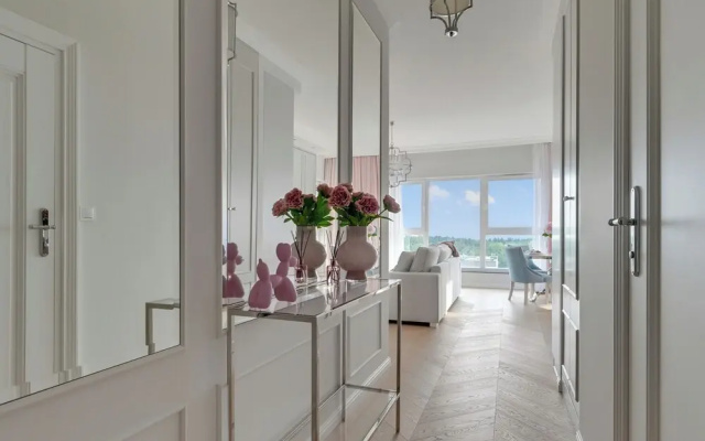Magellana Glamour & Green Hill View by Downtown Apartments