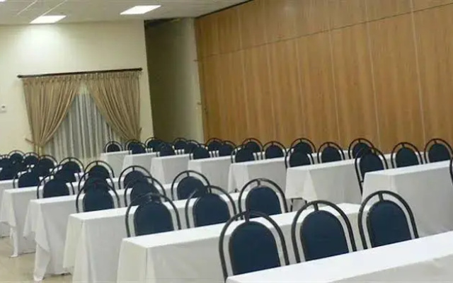 Karibu Leisure Resort