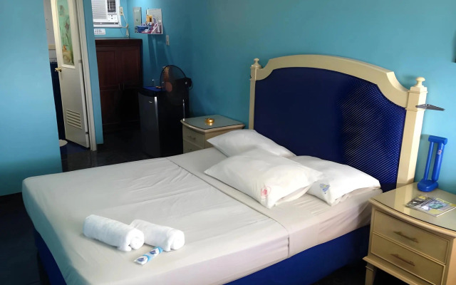 Blue Rock Beach Resort