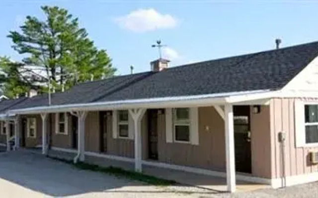The Orchard Hill Inn