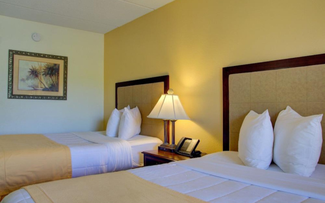 Holiday Inn Express Ft. Pierce-S HU