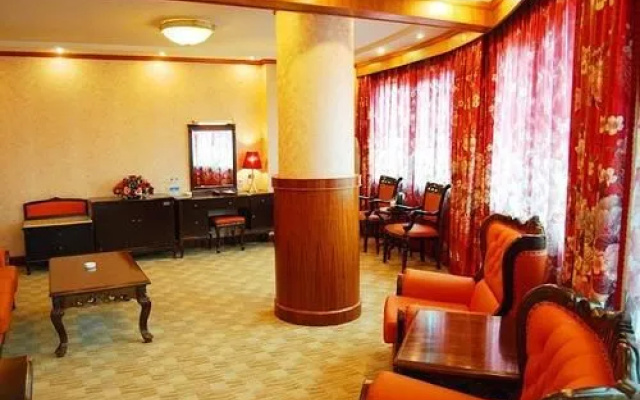Huaxia Hotel