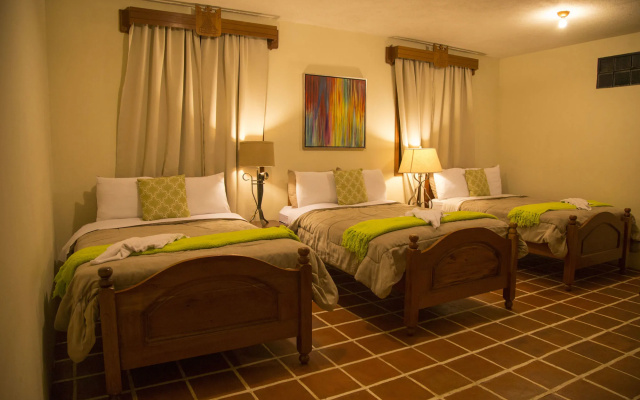 El Carmen Suites