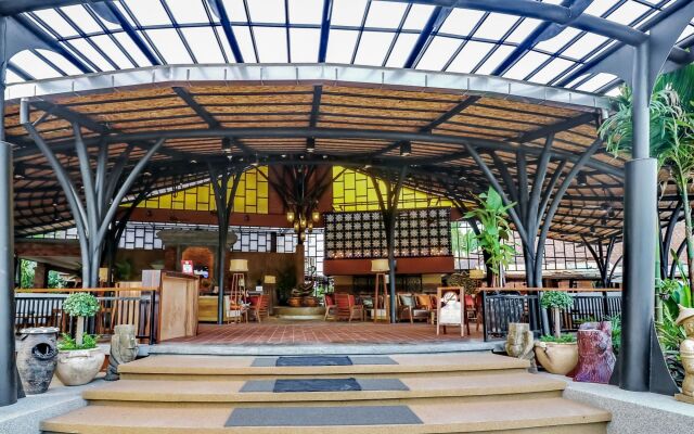 Отель Baan Maksong Resort & Spa Таиланд, Кату - отзывы, цены и фото номеров - забронировать отель Baan Maksong Resort & Spa онлайн вид на фасад