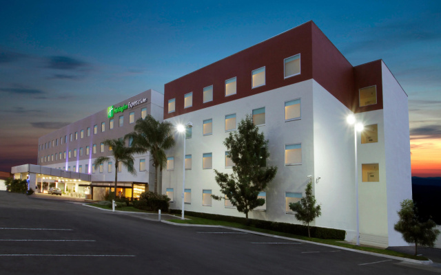 Holiday Inn Express & Suites Irapuato