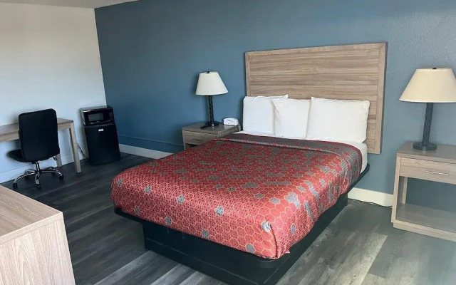 Roseville Inn