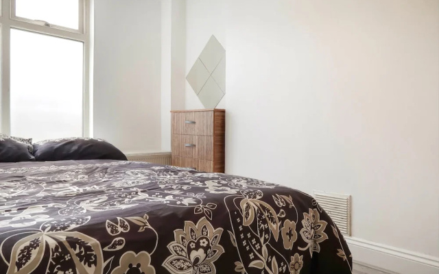 Sidney Street - Deluxe Double Room