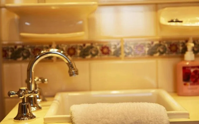 Astor Private Hotel (Adults Only)