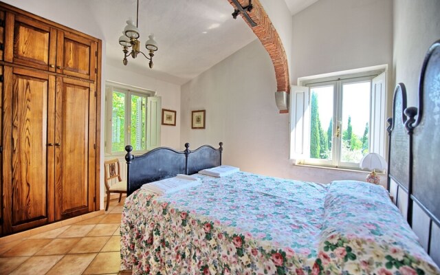 Borgo Del Castellaccio