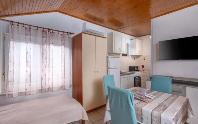 Studio Apartment Iva