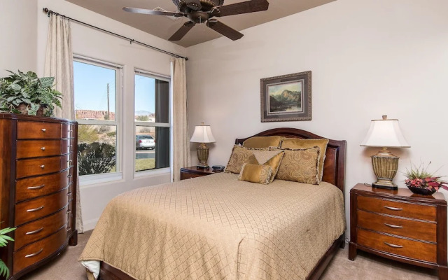 Lava Falls at Entrada Vacation Rentals