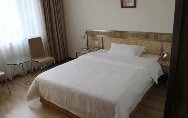 Aike Hotel
