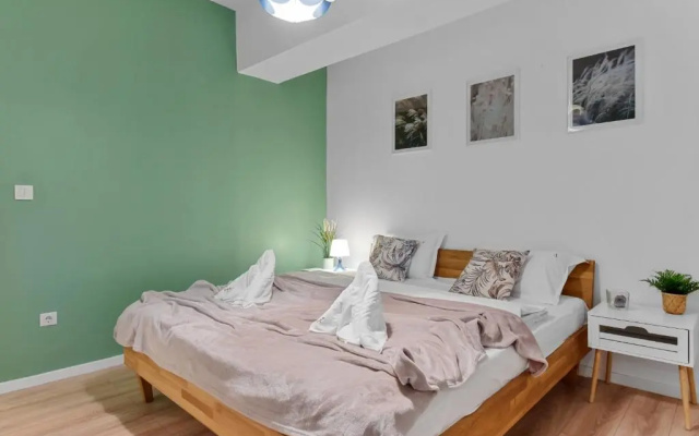 Asteri Garden & Terrace Apartment