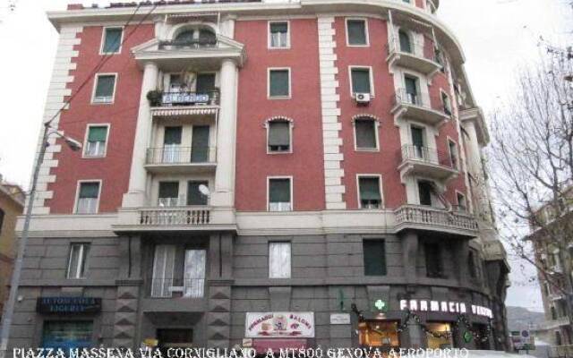 Отель Albergo Massena Генуя вид на фасад