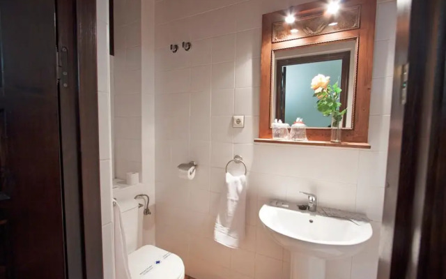 Hotel Puerta De La Sierra