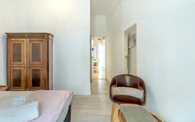 Estrela House II by Homing