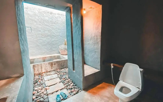 Avartarn Miracles Hotel
