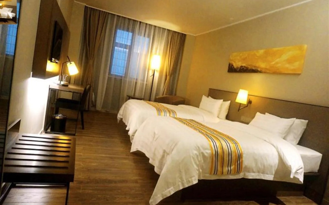 Home Inn Plus Guilin Railway Station