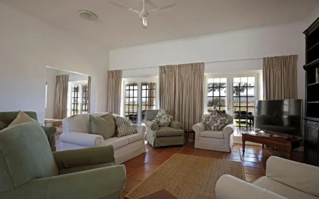RiverBend Lodge