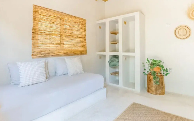 Manifester Comfort Room