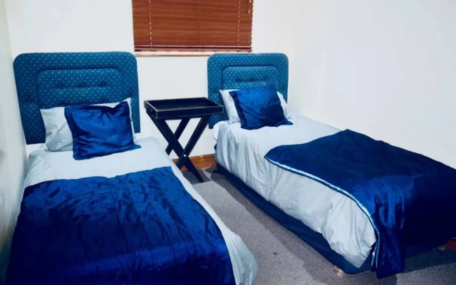 3 Bedroom House 3 Bathtoom