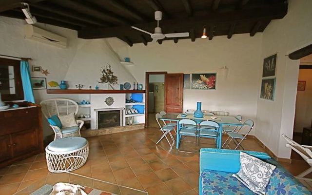 Casa Girgolu