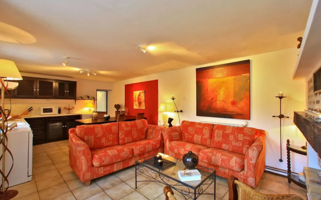 Luxurious Mansion in Souillac With Swimming Pool