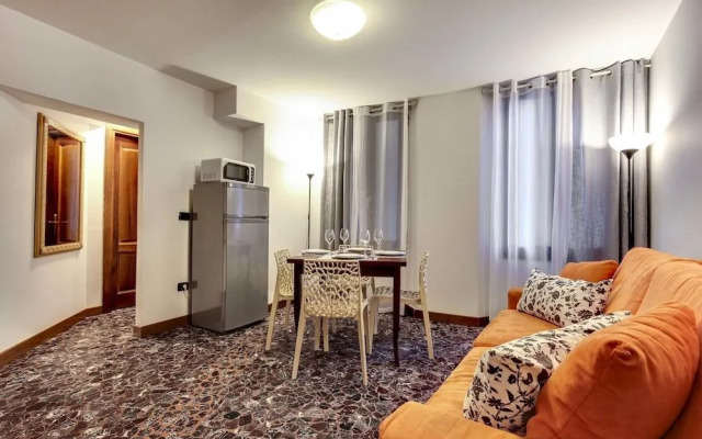 Torre Dell Orologio Apartments