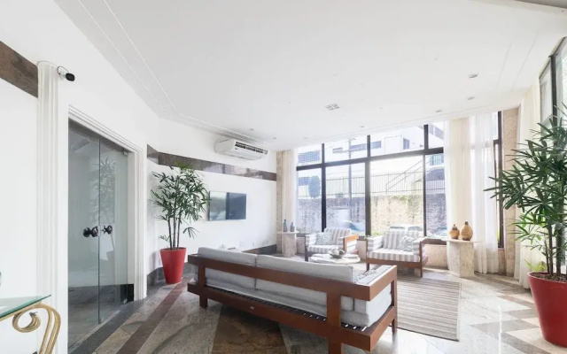 Apt With Balcony in a Condo With Pool Aci0320