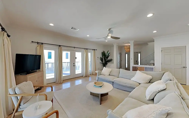 Juela on the Beach by Southern Vacation Rentals