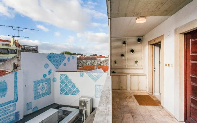 Bright Visconde Apartment