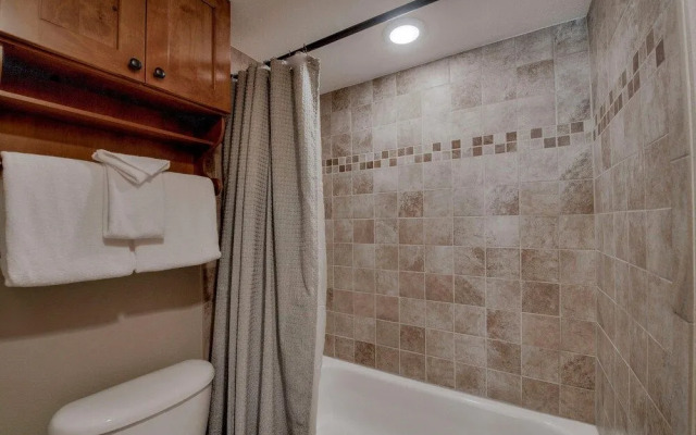 Revette Retreat