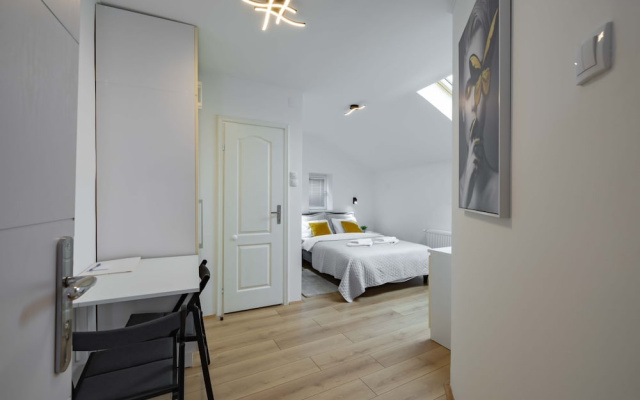 Old Town Rooms