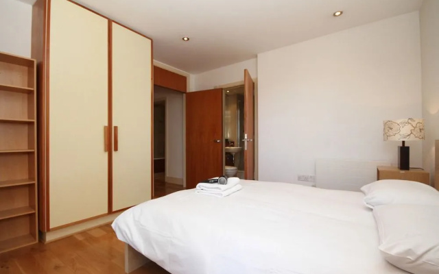 Georges Street Luxury Apartment