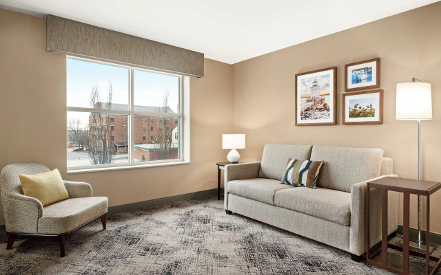 Hampton Inn Portland Downtown - Waterfront