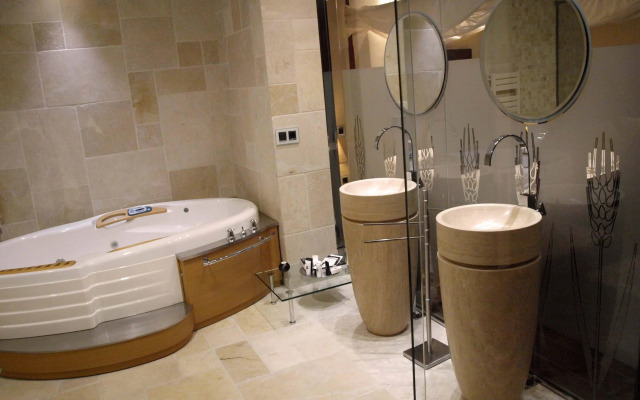 Hotel Los Almirantes
