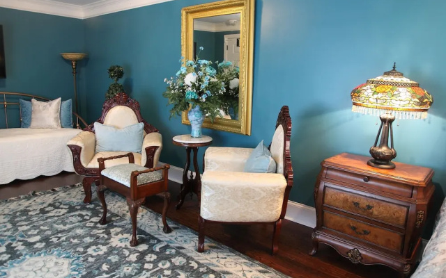 Belle Air Mansion