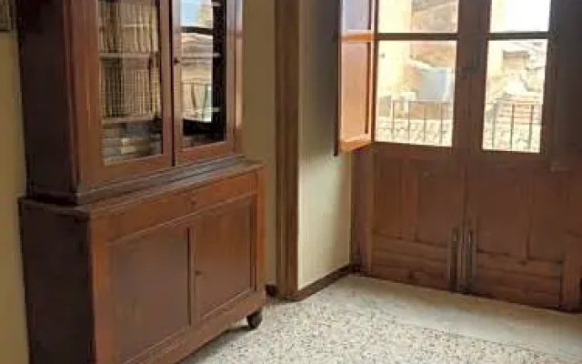 Zia Dina