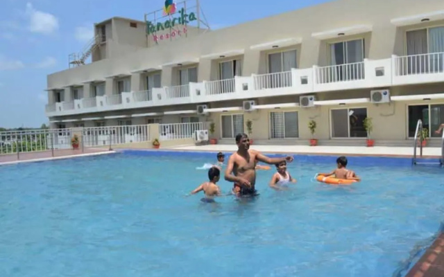 Tanarika Resort
